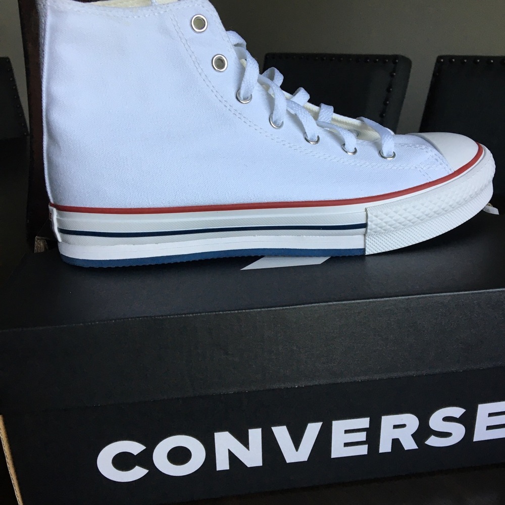 NWT Chuck Taylor All Star Lift High Top
